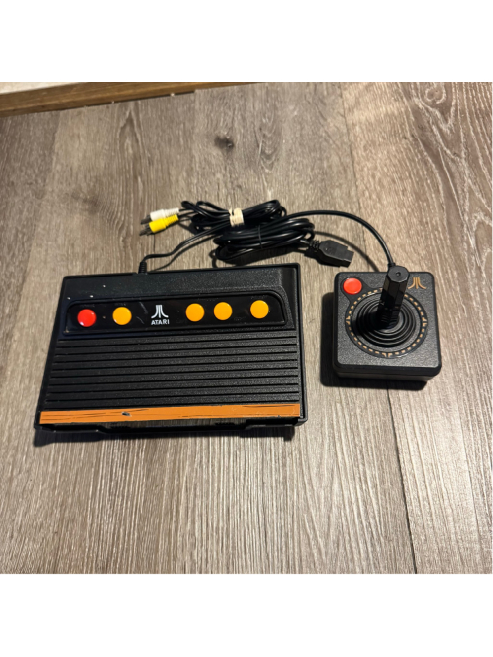 Atari Flashback Classic Video Game Console - Picture 2 of 10
